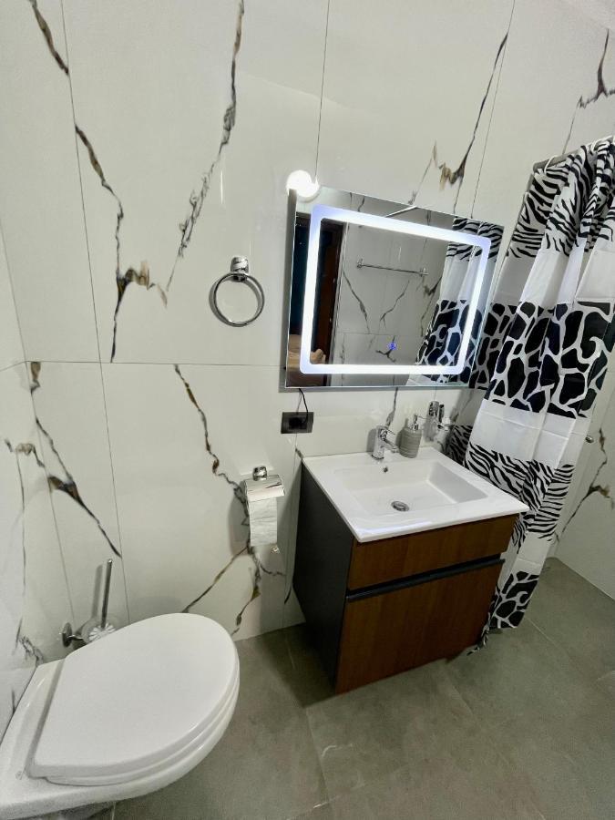 Keon Superb Studio Apartament Tiranë Ngoại thất bức ảnh